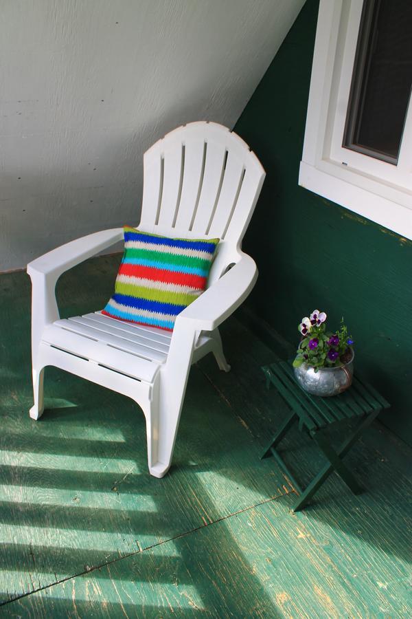 Vines And Puppies Hideaway Bed and Breakfast Jade City Εξωτερικό φωτογραφία